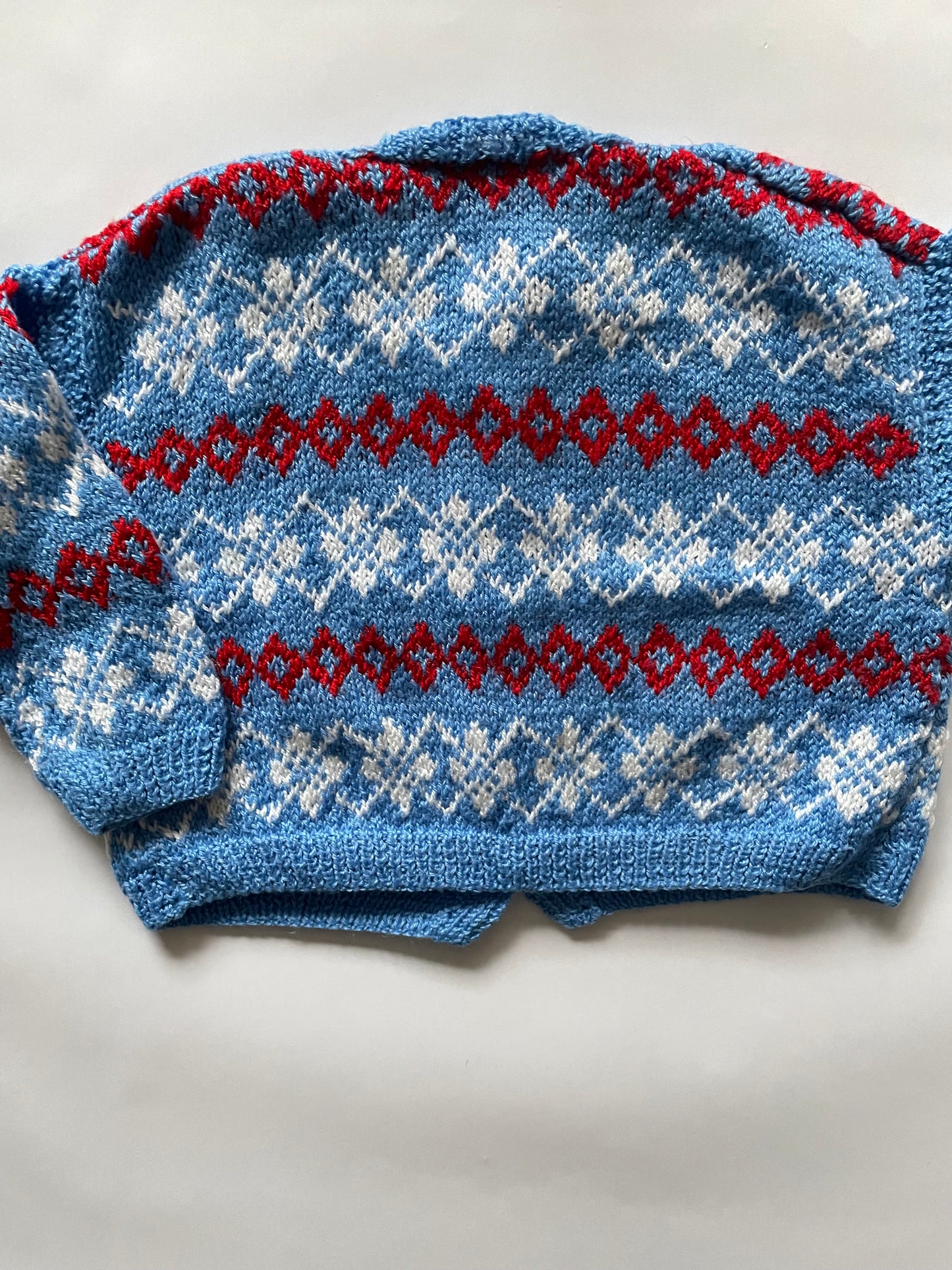 Handmade vintage knitted cardigan with duck buttons