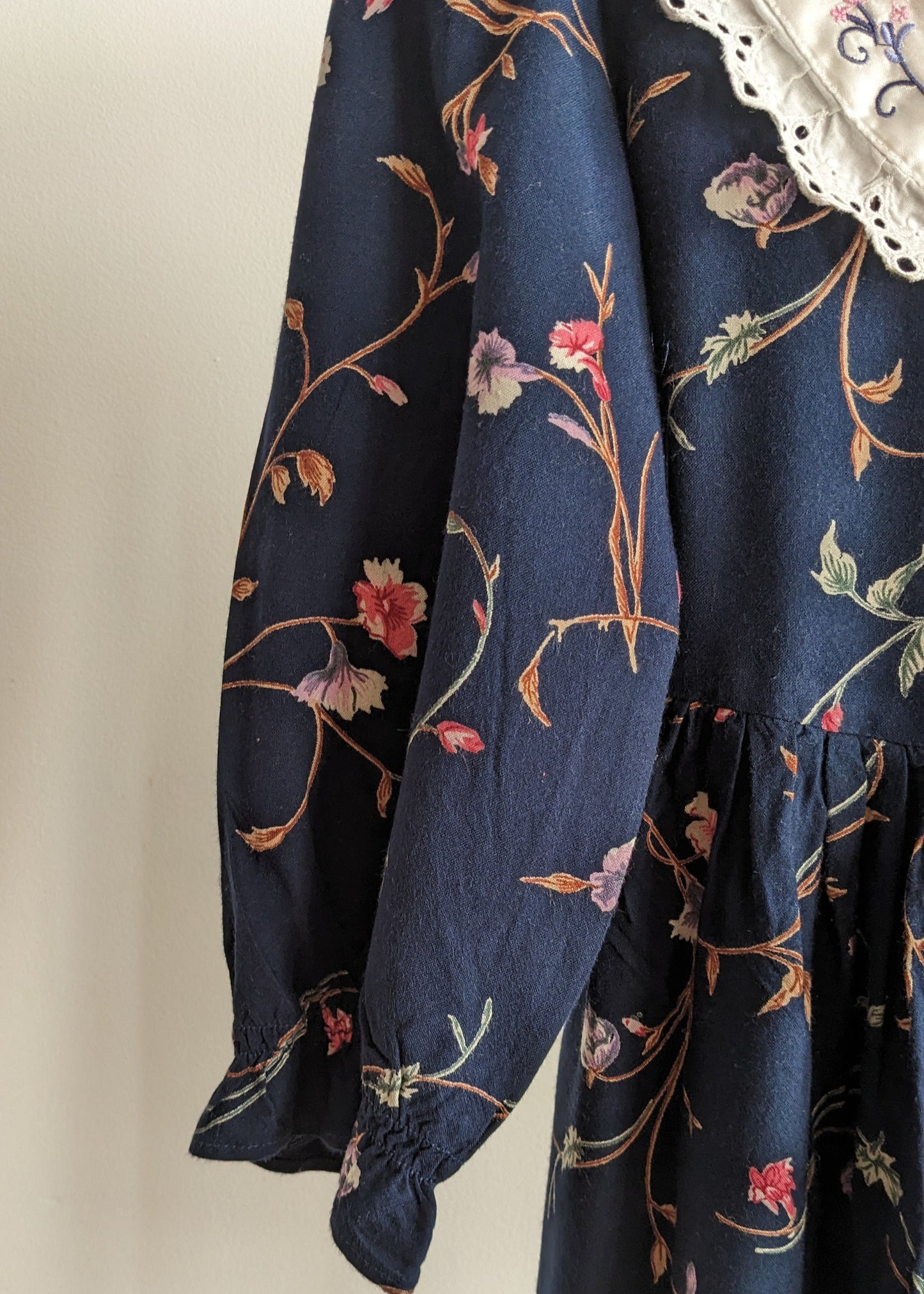 Dark blue collared vintage dress with flowers