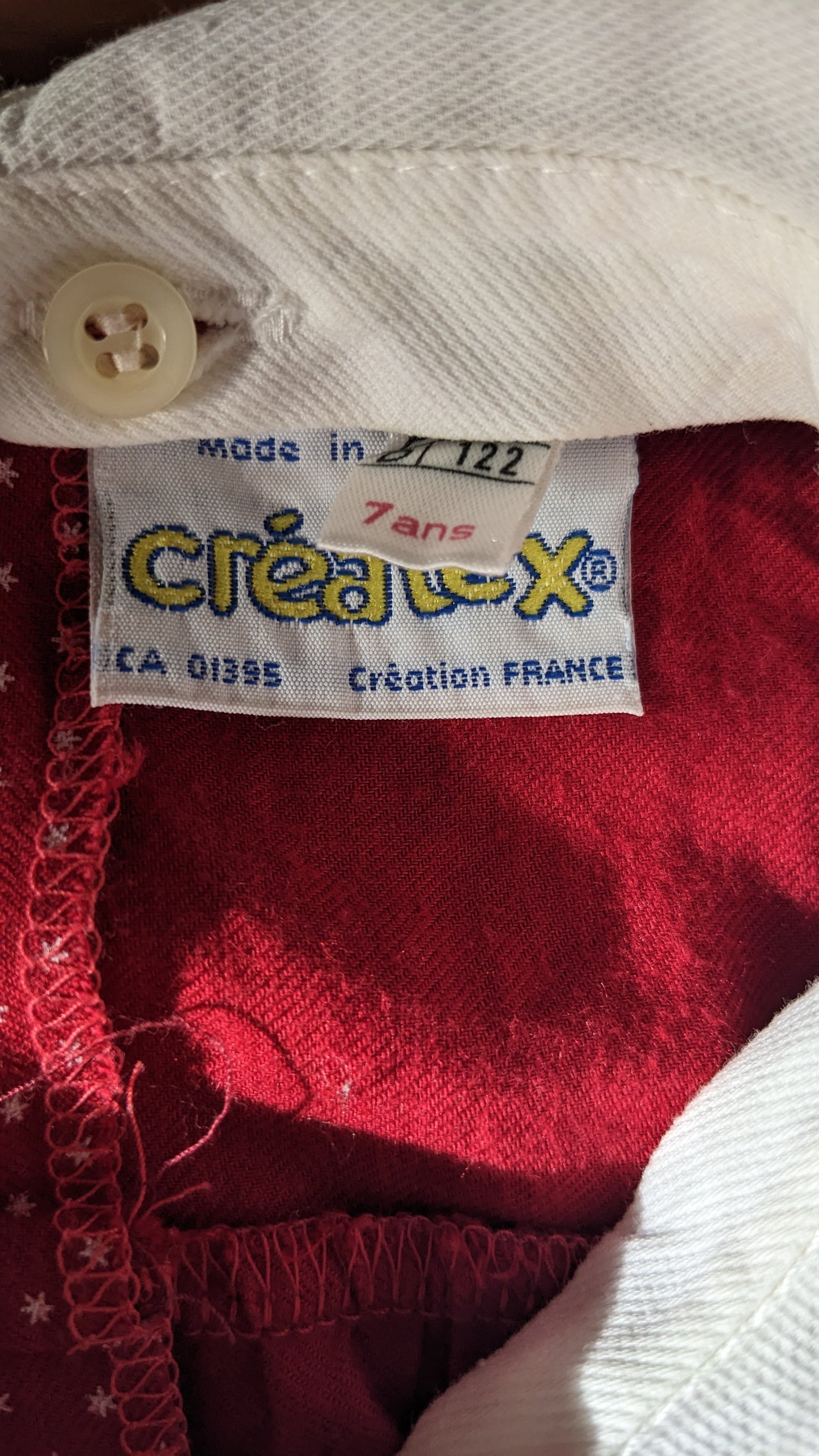 Collared red dress vintage with stars