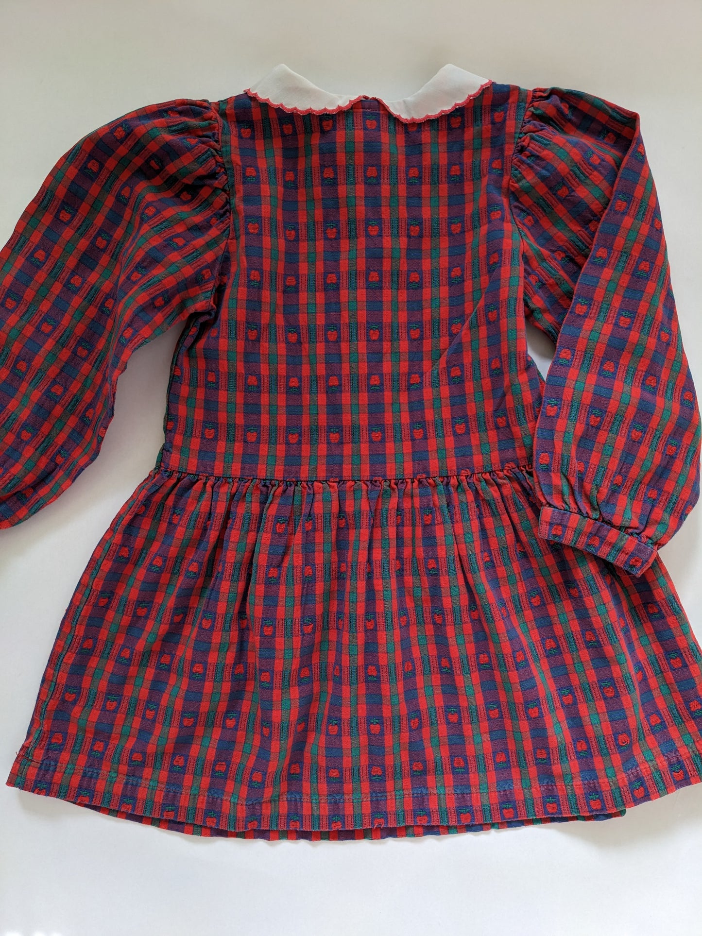"Apple of my eyes" Vintage Oshkosh dress 4T