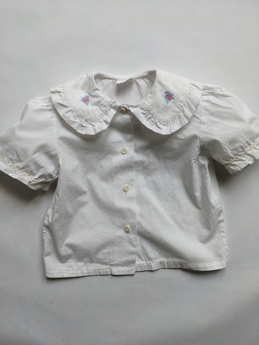 Embroidered collar vintage white shirt