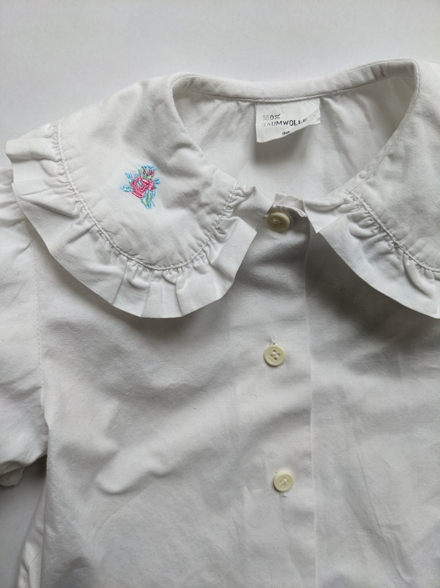 Embroidered collar vintage white shirt