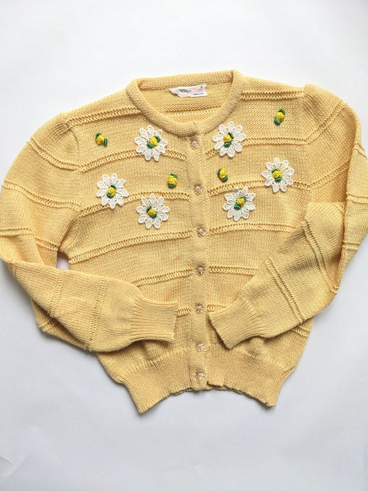 Yellow knitted vintage cardigan with daisies