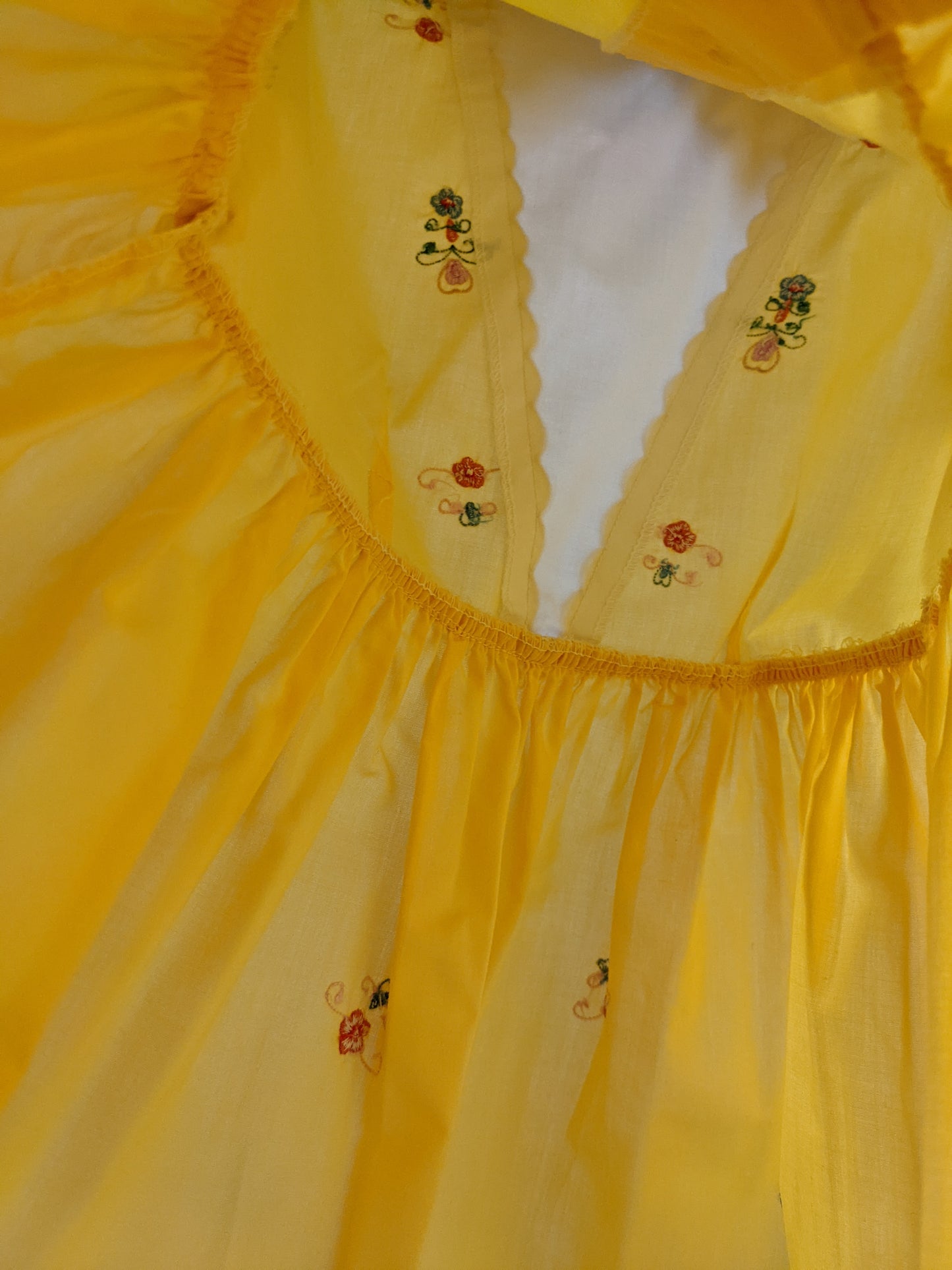 Yellow embroidery dress 86