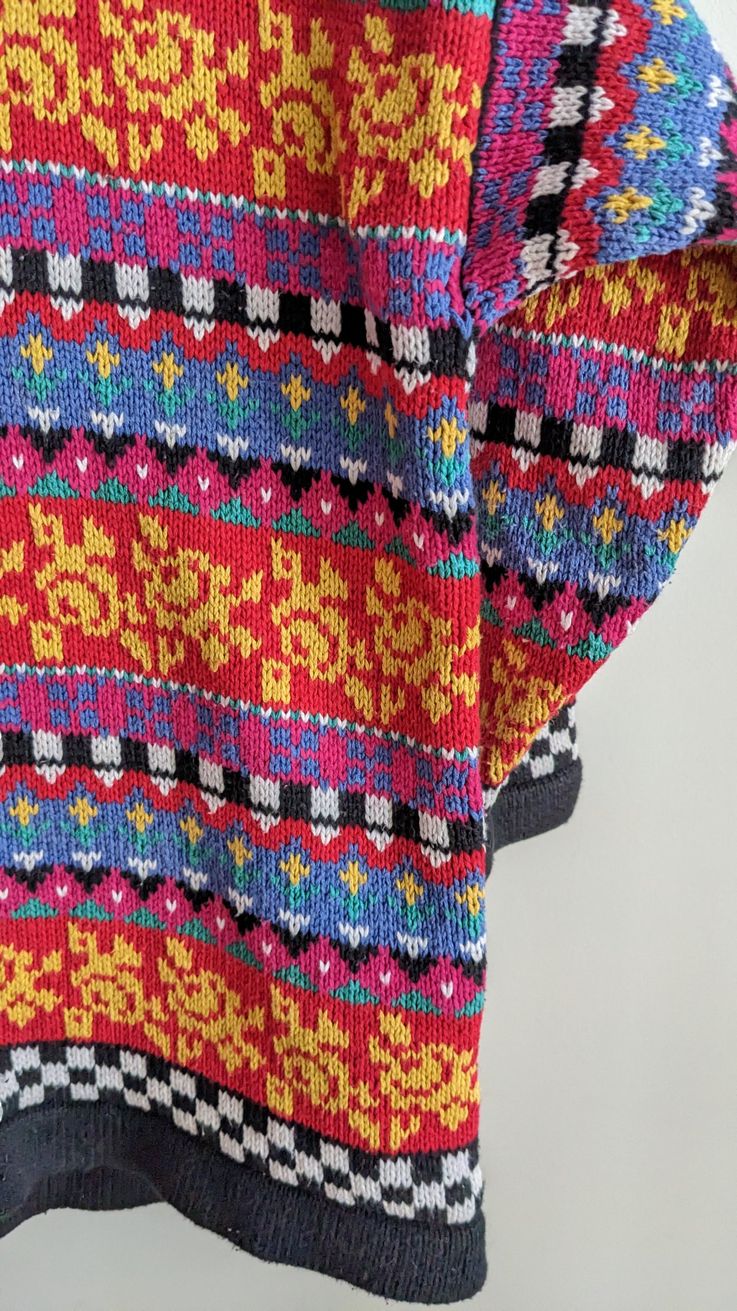 Funky print sweater color